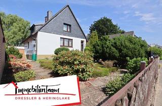 Einfamilienhaus kaufen in 25469 Halstenbek, Bauen, erweitern, investieren – Einfamilienhaus auf teilbarem Eckgrundstück in Halstenbek