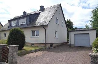 Doppelhaushälfte kaufen in 95145 Oberkotzau, Doppelhaushälfte mit viel Potential in sehr schöner Lage von Oberkotzau
