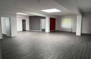 Büro zu mieten in Hauptstr. 20, 65817 Eppstein, Büro- u. Praxisfläche provisionsfreie zu vermieten, 3 Räume, 190 m² im Hochparterre, renoviert,