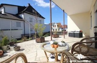 Wohnung kaufen in 63811 Stockstadt, BERK Immobilien - Charmante 2-Zimmer-ETW mit großzügiger Terrasse, Garten, Garage + Dachboden