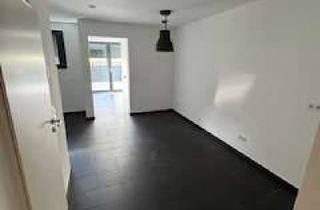 Wohnung mieten in 53721 Siegburg, Exklusives Wohnglück im Tiefparterre mit toller Ausstattung, Aufzug und Terrasse!