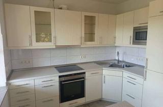 Wohnung mieten in Kalte-Weide 23, 24641 Sievershütten, Großzügige 4-Zi-OG-Wohnung, 2 Bäder, 3 Balkone, Doppelgarage