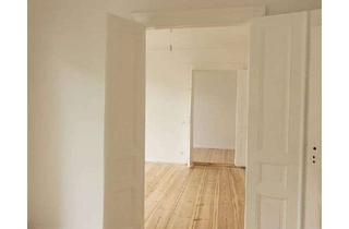 Wohnung mieten in Bernauer Straße 87, 16515 Oranienburg, Exklusive Altbauwohnung mit Wintergarten im Herzen von Oranienburg – Eleganz trifft auf Charme!