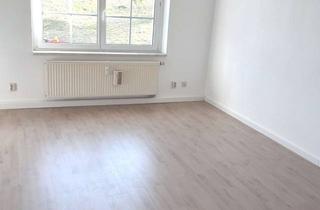 Wohnung mieten in Am Wald, 07768 Hummelshain, Schöne helle 3-Raum-Whg. in ruhiger Lage am Waldrand