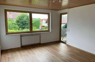 Wohnung mieten in Schönberger Straße, 93173 Wenzenbach, Sanierte 4,5-Zimmer-Wohnung im Zentrum von Wenzenbach