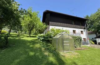 Haus kaufen in 94360 Mitterfels, Charmantes Zweifamilienhaus mit großem Grundstück in ruhiger Lage von Mitterfels