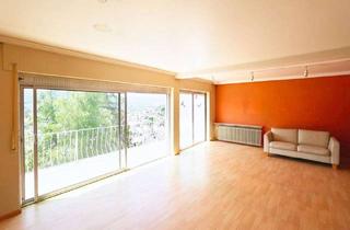 Einfamilienhaus kaufen in 56130 Bad Ems, Ausblick garantiert! Flexibel nutzbares Einfamilienhaus mit 2 Balkonen und Terrasse in Bad Ems