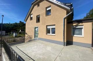 Haus kaufen in 54568 Gerolstein, - RESERVIERT- Zweifamilienhaus ! Rendite wunder in Gerolstein mit 6.9 % !