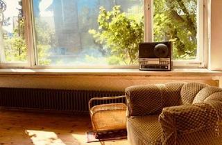 Mehrfamilienhaus kaufen in 85774 Unterföhring, Top-Lage vor der Landeshauptstadt: Denkmalgeschütztes Mehrfamilienhaus mit Sanierungsbedarf und Pot