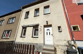 Einfamilienhaus kaufen in 08294 Lößnitz, Reihenmittelhaus in Lößnitz mit 6 Zimmern: Einfamilienhaus zentrumsnah mit Erweiterungspotential