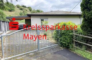 Haus kaufen in 56753 Trimbs, Freistehender Bungalow (ELW mögl.) m. Carport, Garten u. Blick ins Grüne