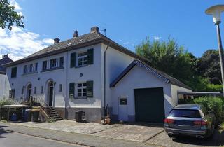 Doppelhaushälfte kaufen in Birkenstraße 42, 50389 Wesseling, Geräumige, günstige 9-Zimmer-Doppelhaushälfte in Wesseling in Top Lage