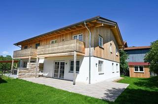Haus mieten in 83339 Chieming, Doppelhaushälfte mit gehobener Innenausstattung in Chieming - ERSTBEZUG!