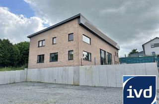 Gewerbeimmobilie kaufen in 24238 Selent, Halle, Lager, Produktion, Büro, Wohnung mit ca. 65 Stellplätzen -Neubau-