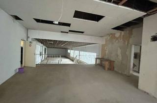 Immobilie mieten in Hauptstr 11-13, 42651 Solingen-Mitte, Einzelhandel//Büro//Showroom// Fläche teilbar zu vermieten!