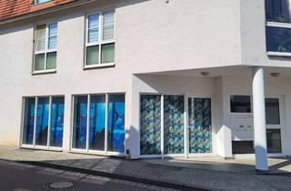 Geschäftslokal mieten in Neumarkt 17, 06217 Merseburg, kleines Ladenlokal in belebter Lage zu vermieten