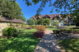 Wohnung kaufen in Gutshof, 79224 Umkirch, "Oase zum Entspannen" in ruhiger Wohnanlage im Zentrum von Umkirch