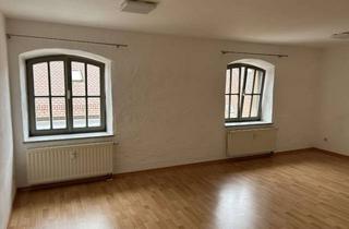 Wohnung mieten in 95478 Kemnath, Zentral gelegene Altbauwohnung in Kemnath