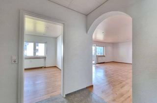 Wohnung mieten in Kapellenweg 18, 79822 Titisee-Neustadt, Erstbezug nach Renovierung: wunderschöne Wohnung in Titisee mit Einbauküche, Balkon und Keller