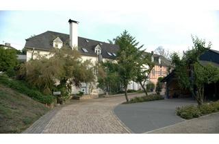 Wohnung mieten in 54459 Wiltingen, Schöne 3,5-Zimmer-Wohnung mit Einbauküche in wunderschönem Anwesen in Ortsrandlage von Wiltingen