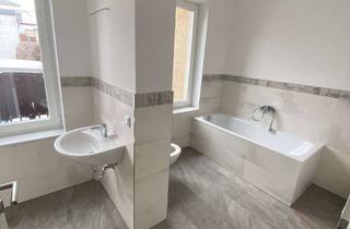 Wohnung mieten in Marktstraße 10, 09221 Neukirchen, Schöne und neuwertige 3,5-Zimmer-Wohnung mit lux. Innenausstattung mit Balkon in Limbach-Oberfrohna