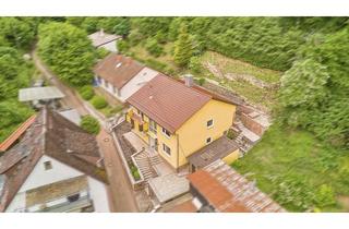 Einfamilienhaus kaufen in 67475 Weidenthal, Großzügiges Einfamilienhaus am Waldrand mit Garage, Schuppen & Garten