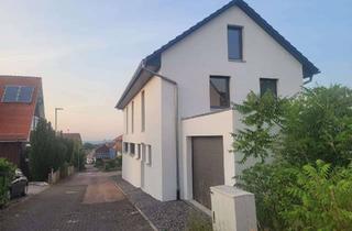 Haus kaufen in Heidenweg 13, 75334 Straubenhardt, Neubau im gehobenen Stil in Straubenhardt Conweiler. Es fällt keine Maklergebühr an!!!