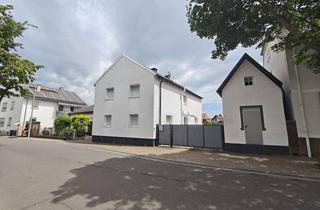 Haus mieten in Heiligensteiner Straße 40, 67354 Römerberg, Stilvoll möbliertes Einfamilienhaus mit sechs Zimmern