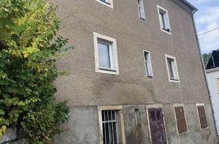 Haus kaufen in Berghangweg, 01814 Bad Schandau, Wohnhaus mit kleinem Hof in 01814 Krippen/Bad Schandau zu verkaufen