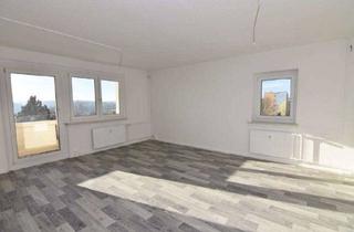 Wohnung kaufen in 09405 Zschopau, Traumhafte 3-Raum Wohnung mit EBK