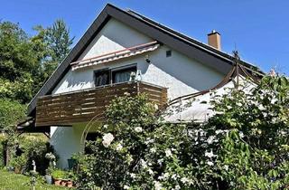 Wohnung kaufen in 72181 Starzach, Wohnen am Golfplatz - 4,5 Zimmer DG-Wohnung mit zusätzl. Apartment und wunderschönem Garten