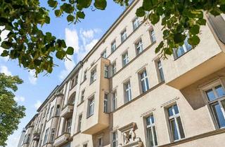 Wohnung kaufen in Savignyplatz, 10623 Charlottenburg, Bezugsfreie Wohnung in Bestlage von Berlin – Altbau mit Aufzug in direkter Nähe zum Savignyplatz