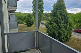 Wohnung mieten in Ernst-Thälmann-Straße 35, 15320 Neuhardenberg, 3 -Raumwohnung mit... Aufzug, Balkon und Tageslichtbad!