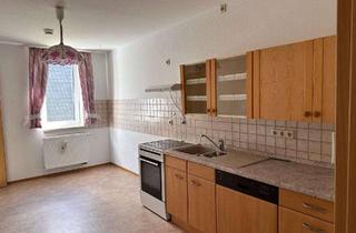 Wohnung mieten in Schwarzburger Str. 95, 98724 Neuhaus, Seniorenfreundliche 3-Zimmer-Erdgeschosswohnung in Neuhaus am Rennweg