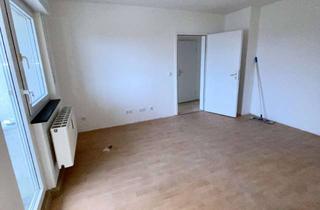 Wohnung mieten in Harffer Schloßallee 22, 50181 Bedburg, In RENOVIERUNG | Hervorragend geschnittene 4 Zimmer Wohnung | Balkon und Gemeinschaftsgarten