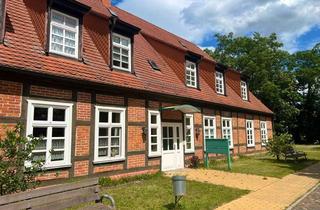 Wohnung mieten in Forsthof 10, 17159 Dargun, 2-Raum-Wohnung mit Einbauküche und Tageslichtbad mit Dusche ...!!!