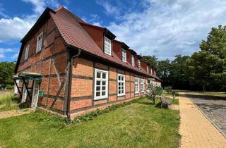 Wohnung mieten in Forsthof 11, 17159 Dargun, 2-Raum-Wohnung mit Einbauküche und Badezimmer mit Dusche ..!!!