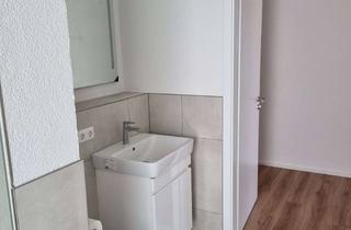 Wohnung mieten in 71139 Ehningen, Erstbezug mit Balkon und Einbauküche: Exklusive 2-Raum-Wohnung mit geh. Innenausstattung in Ehningen