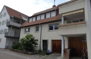 Mehrfamilienhaus kaufen in 71277 Rutesheim, Großzügiges Mehrfamilienhaus in Rutesheim-Perouse – Drei Wohneinheiten!