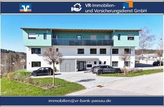Gewerbeimmobilie kaufen in 94481 Grafenau, Attraktives Wohn-/ und Bürogebäude mit 3 Wohneinheiten, 2 Büroeinheiten und 15 Stellplätzen in 9
