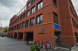 Geschäftslokal mieten in Wunstorfer Straße 4-10, 31535 Neustadt, Lichtdurchflutete Einzelhandelsfläche im NeustadtTor