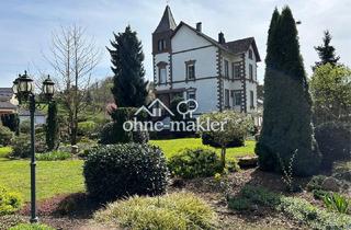Villa kaufen in 54570 Mürlenbach, Freistehende Villa mit Sandsteinsäulen - Aussichtsturm und Parkähnlicher Anlage