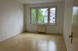 Wohnung mieten in Ringstr. 110, 16227 Eberswalde, Wohnung sucht fleißige Hände!