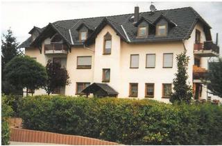 Wohnung mieten in 07318 Saalfeld, Wohnen über den Dächern – 2-Zimmer-Wohnung mit Balkon