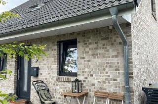 Haus mieten in Rosenthal 15, 24223 Schwentinental, Vor den Toren Kiels: Moderne DHH mit 4 ZI, EBK, Vollbad, Gäste-WC & Terrasse in Schwentinental!