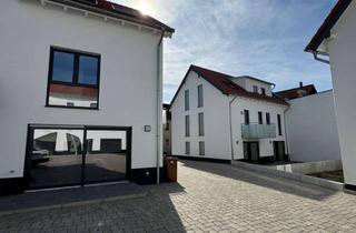 Haus mieten in Oppenheimer Straße 10, 55271 Stadecken-Elsheim, Erstbezug: Stilvolle 5-Raum-Doppelhaushälfte mit gehobener Innenausstattung in Stadecken-Elsheim