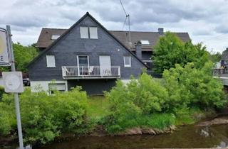 Bauernhaus kaufen in 57290 Neunkirchen, Neunkirchen - Miet- Wohnhaus Mehrparteienhaus, restaurierter Bauernhof