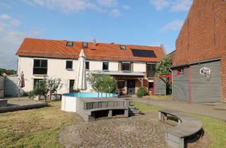 Einfamilienhaus kaufen in 07646 Stadtroda, Stadtroda - Großzügiges Einfamilienhaus mit Garten und Spielparadies