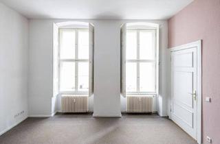 Wohnung kaufen in Max-Beer-Straße 7, 10119 Berlin, Berlin - Beste Mitte Lage: bezugsfreie Altbauwohnung im Scheunenviertel!
