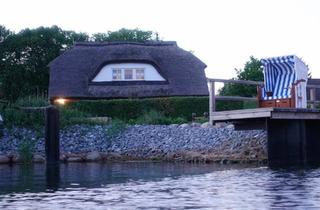 Villa kaufen in 18586 Sellin, Sellin - Haus in direkter Seelage - Sellin - Sonneninsel Rügen - Reetdach